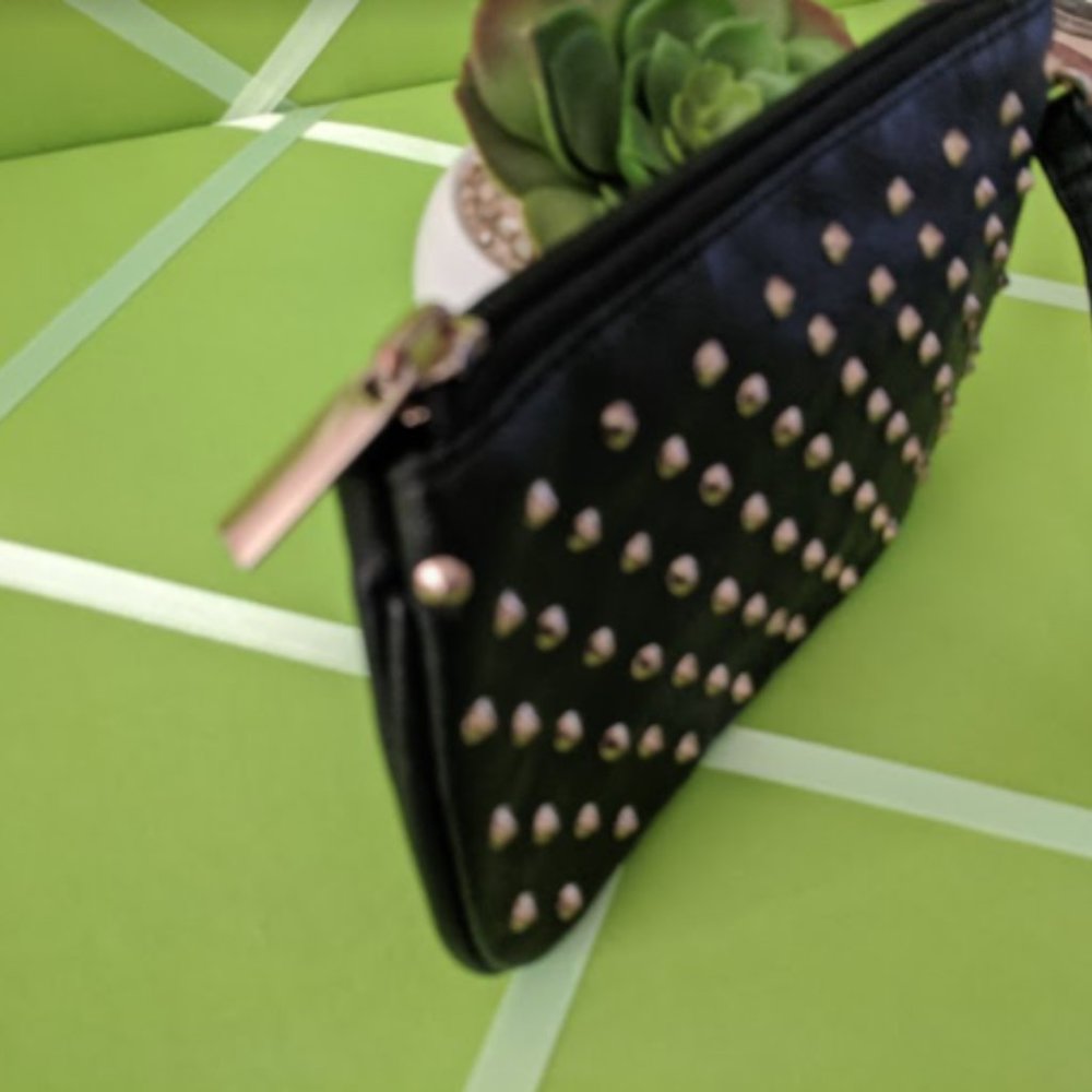 Call It SPRING Vegan Mini Wristlet - Picture 2 of 5